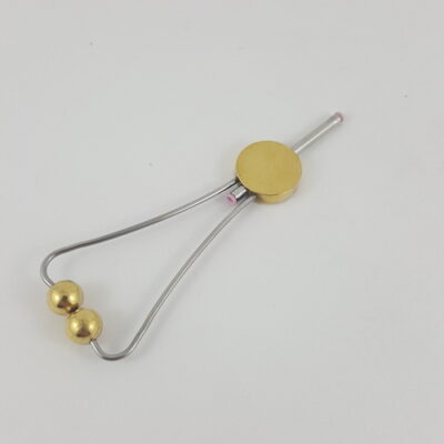 Bobbin thumb hold ceramic tips